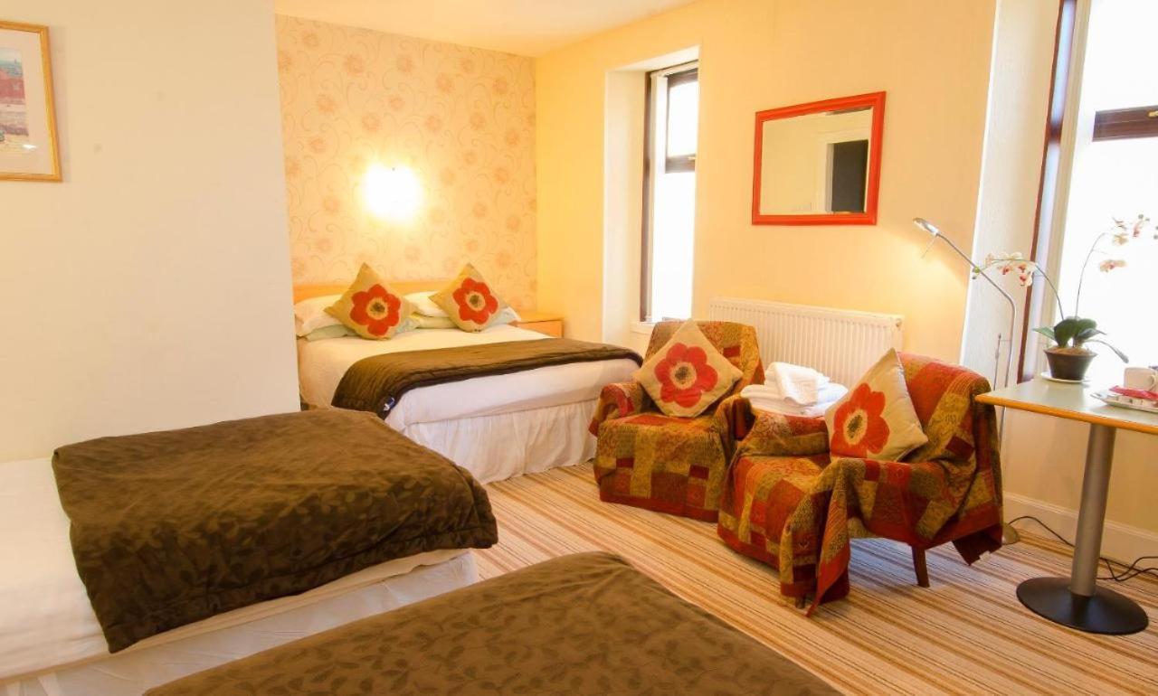 Station Hotel Портсой Екстериор снимка