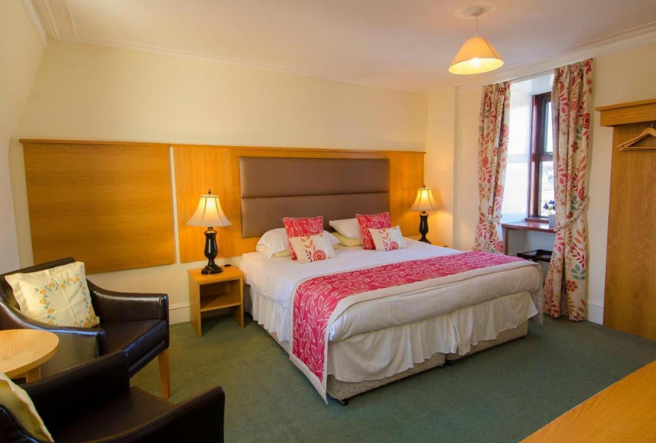 Station Hotel Портсой Екстериор снимка