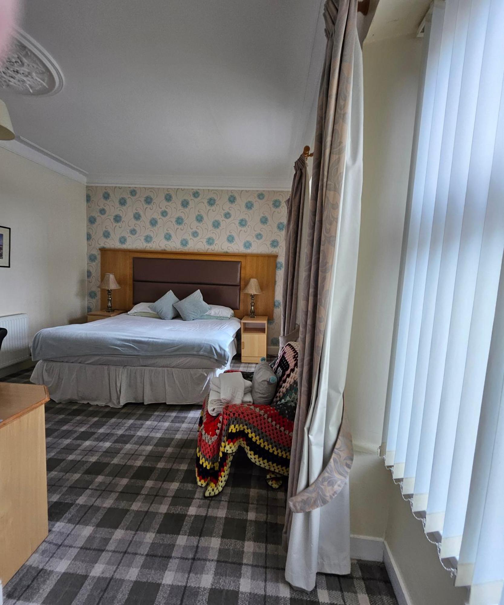 Station Hotel Портсой Екстериор снимка