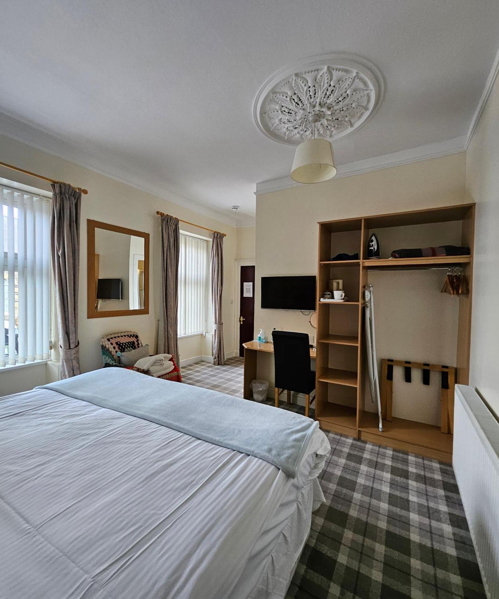 Station Hotel Портсой Екстериор снимка