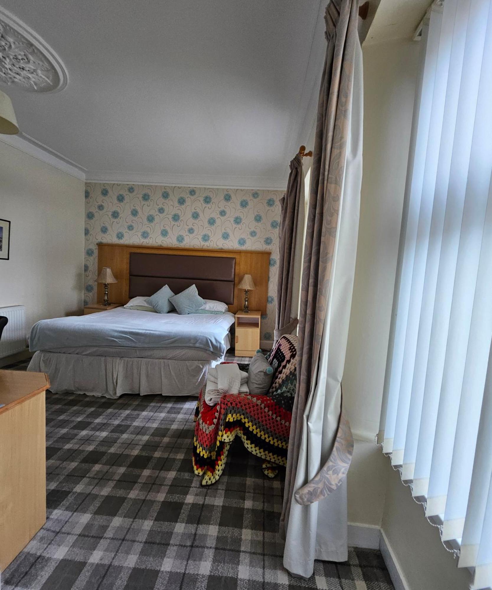 Station Hotel Портсой Екстериор снимка
