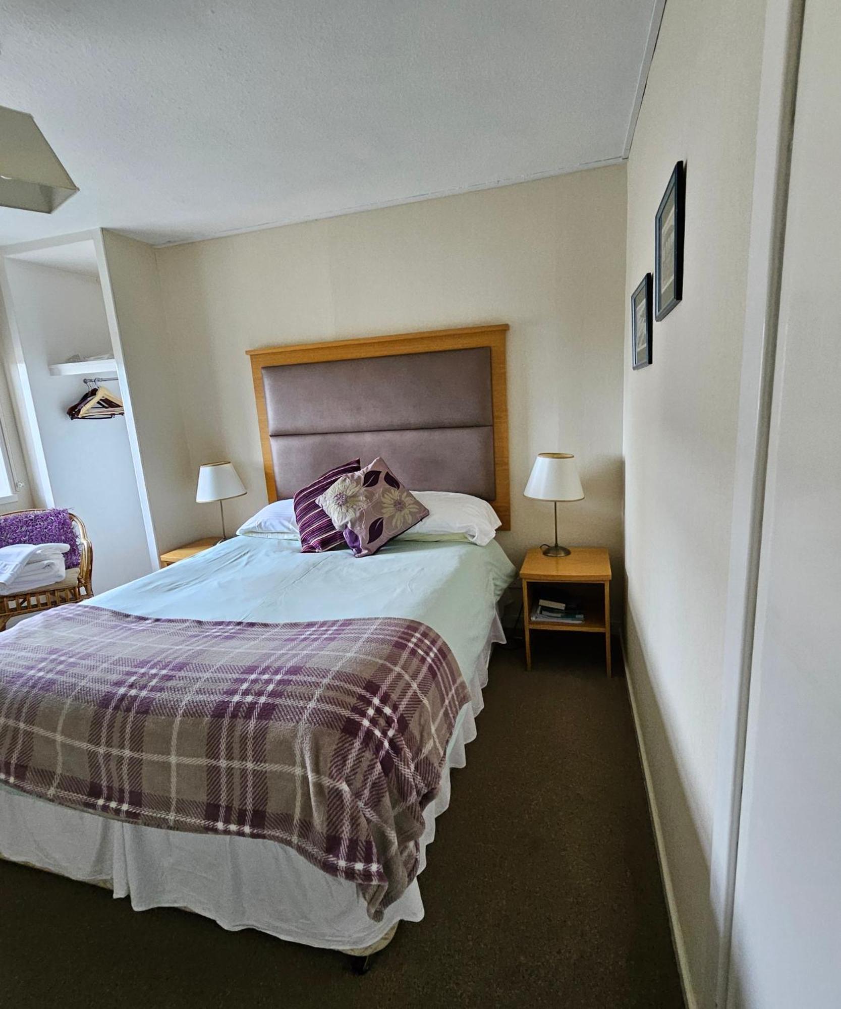 Station Hotel Портсой Екстериор снимка