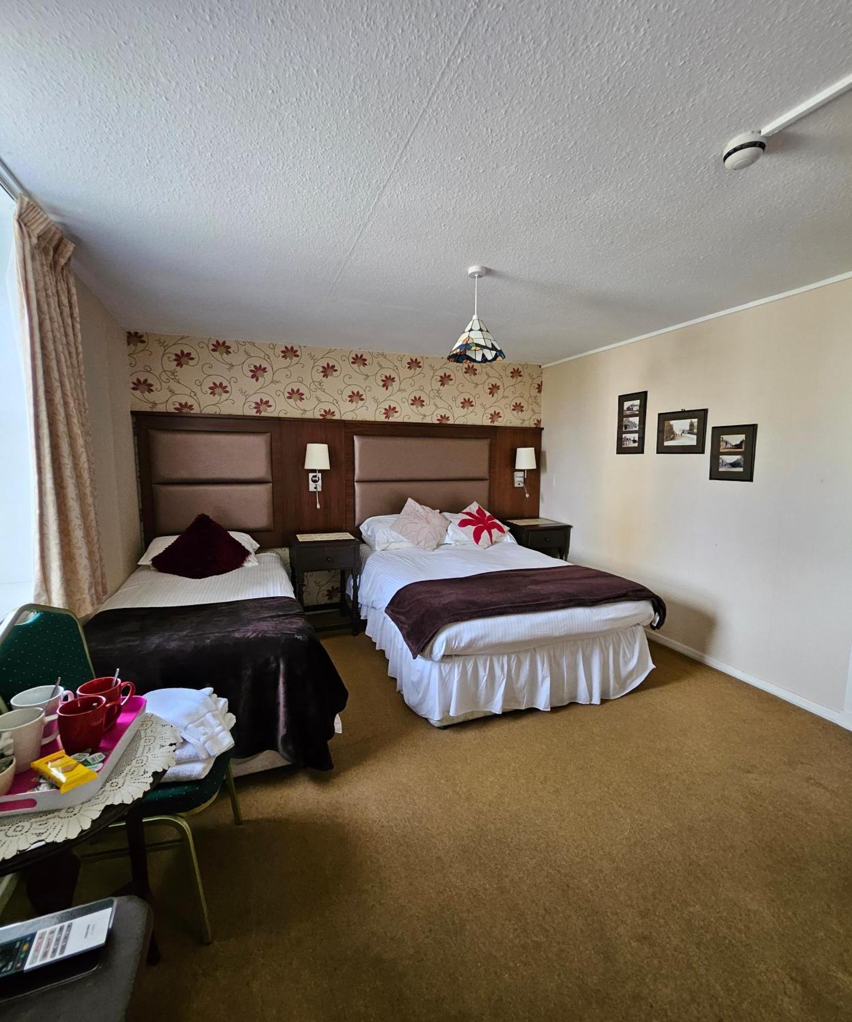 Station Hotel Портсой Екстериор снимка