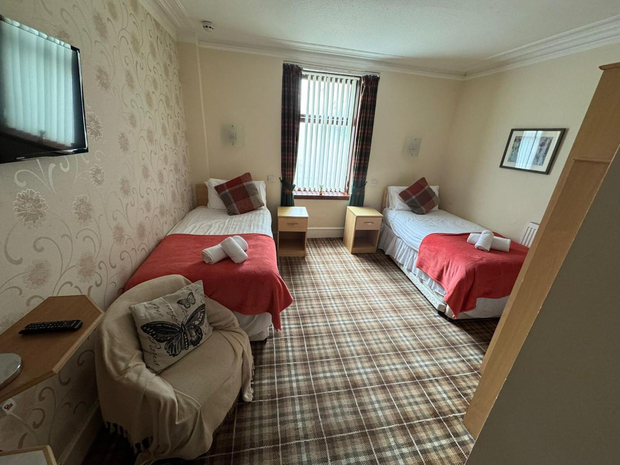 Station Hotel Портсой Екстериор снимка