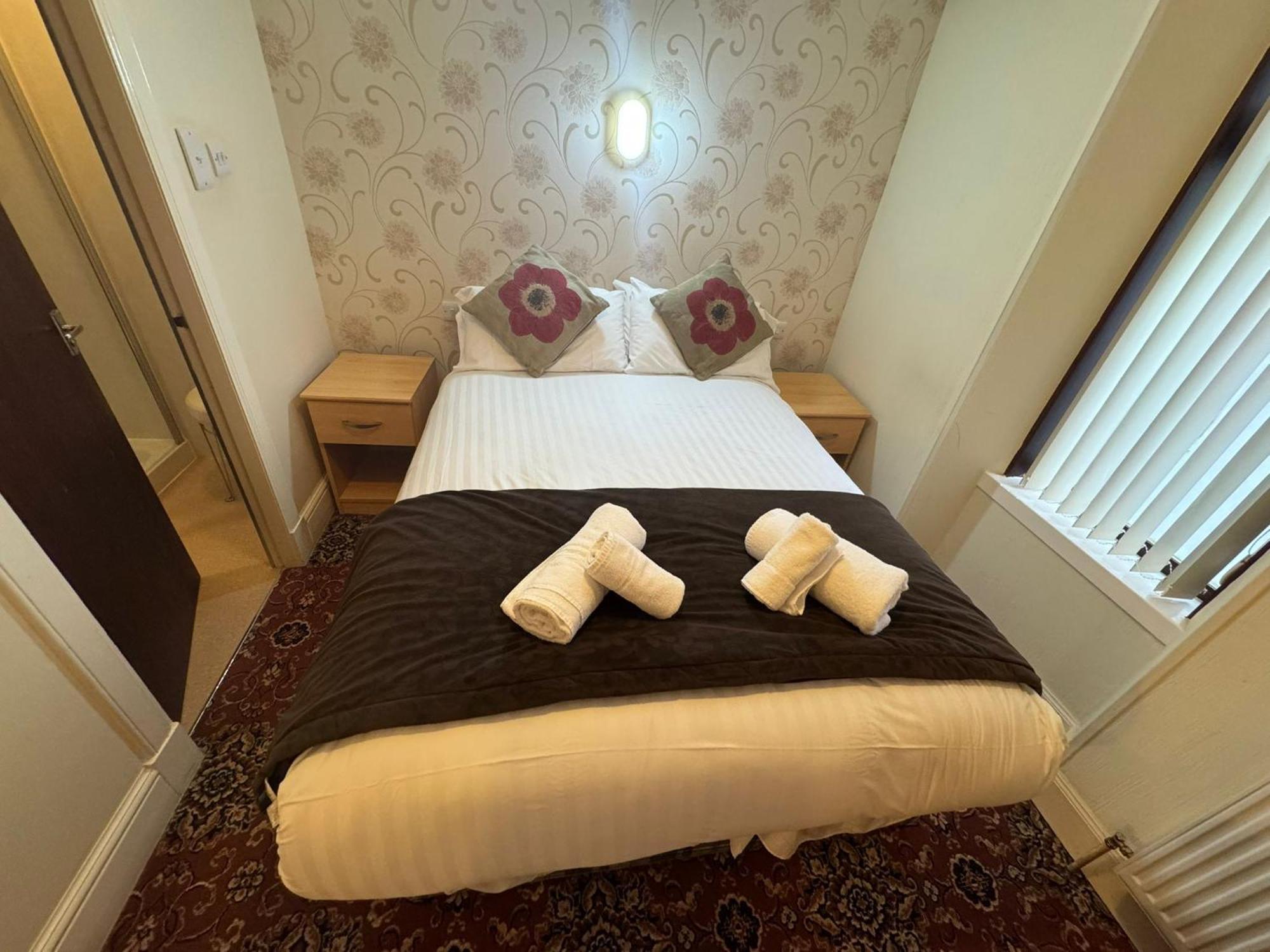 Station Hotel Портсой Екстериор снимка
